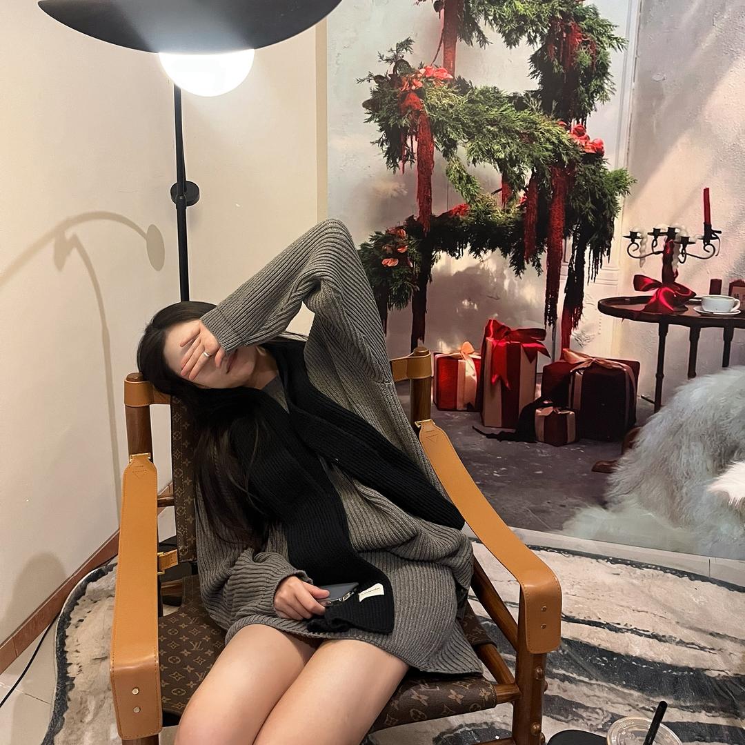 榆钱服装