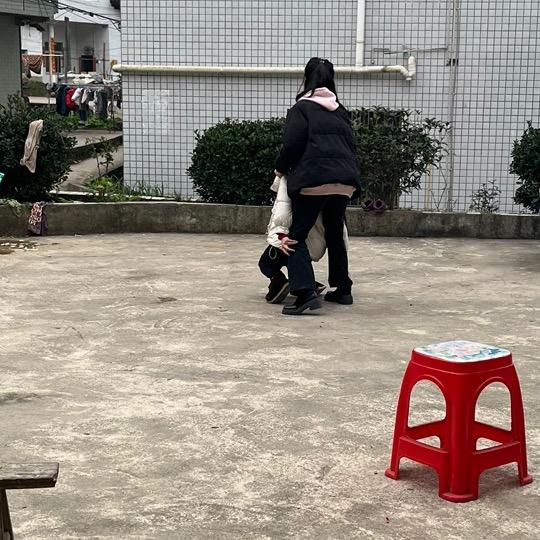 杨姐女儿
