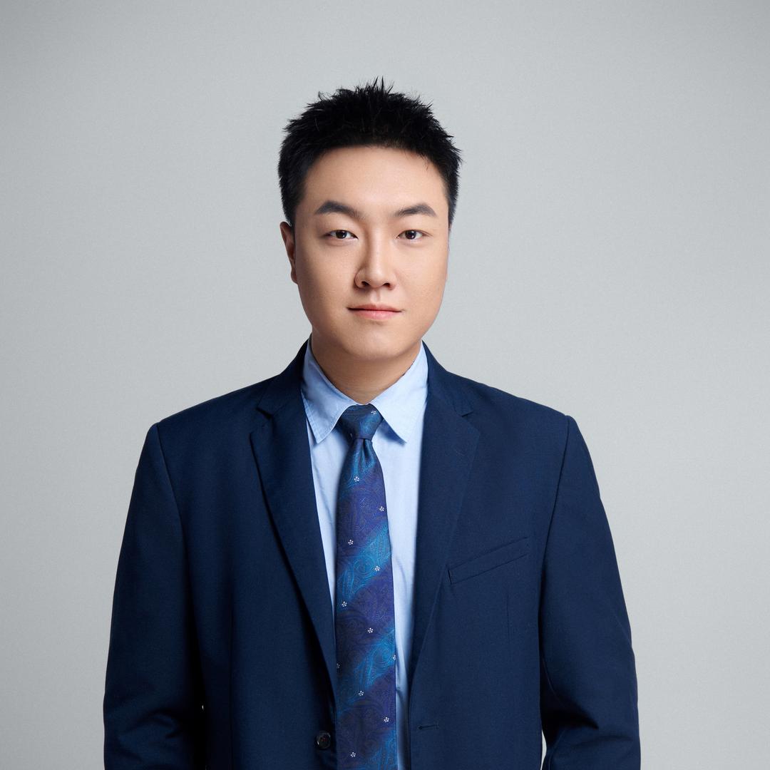 公考面试左某人