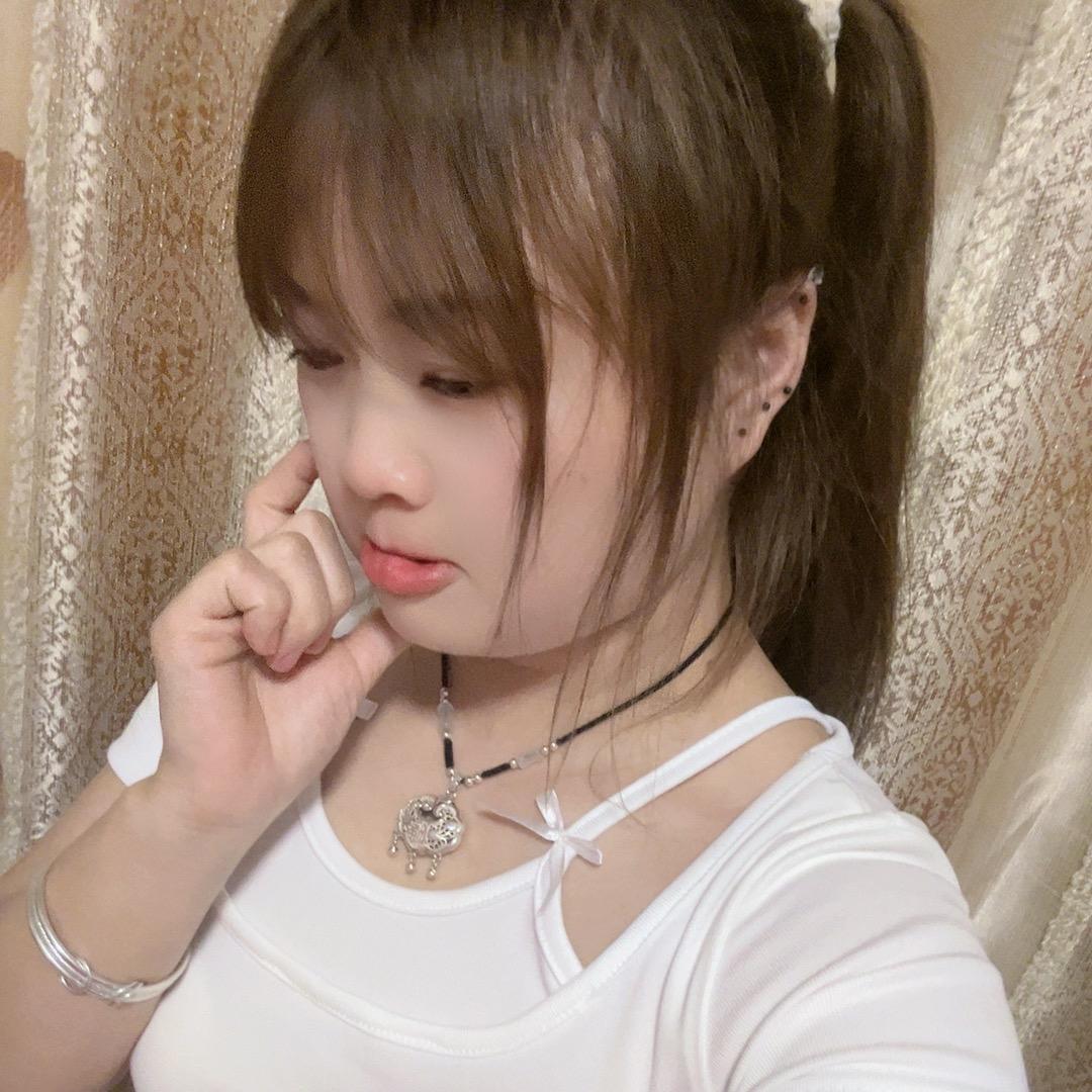 虎  牙  妹  （承蒙厚爱）