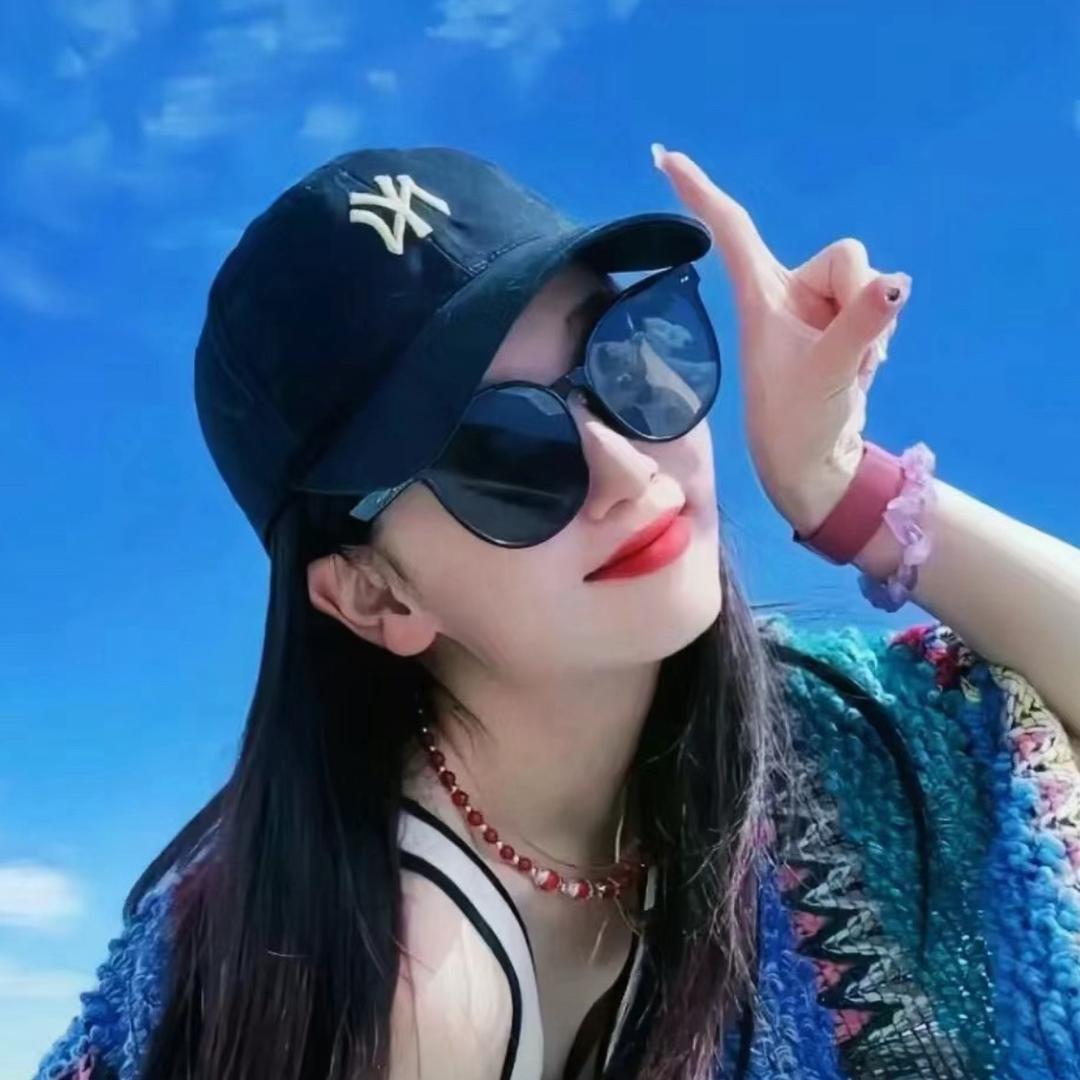 富贵燕燕