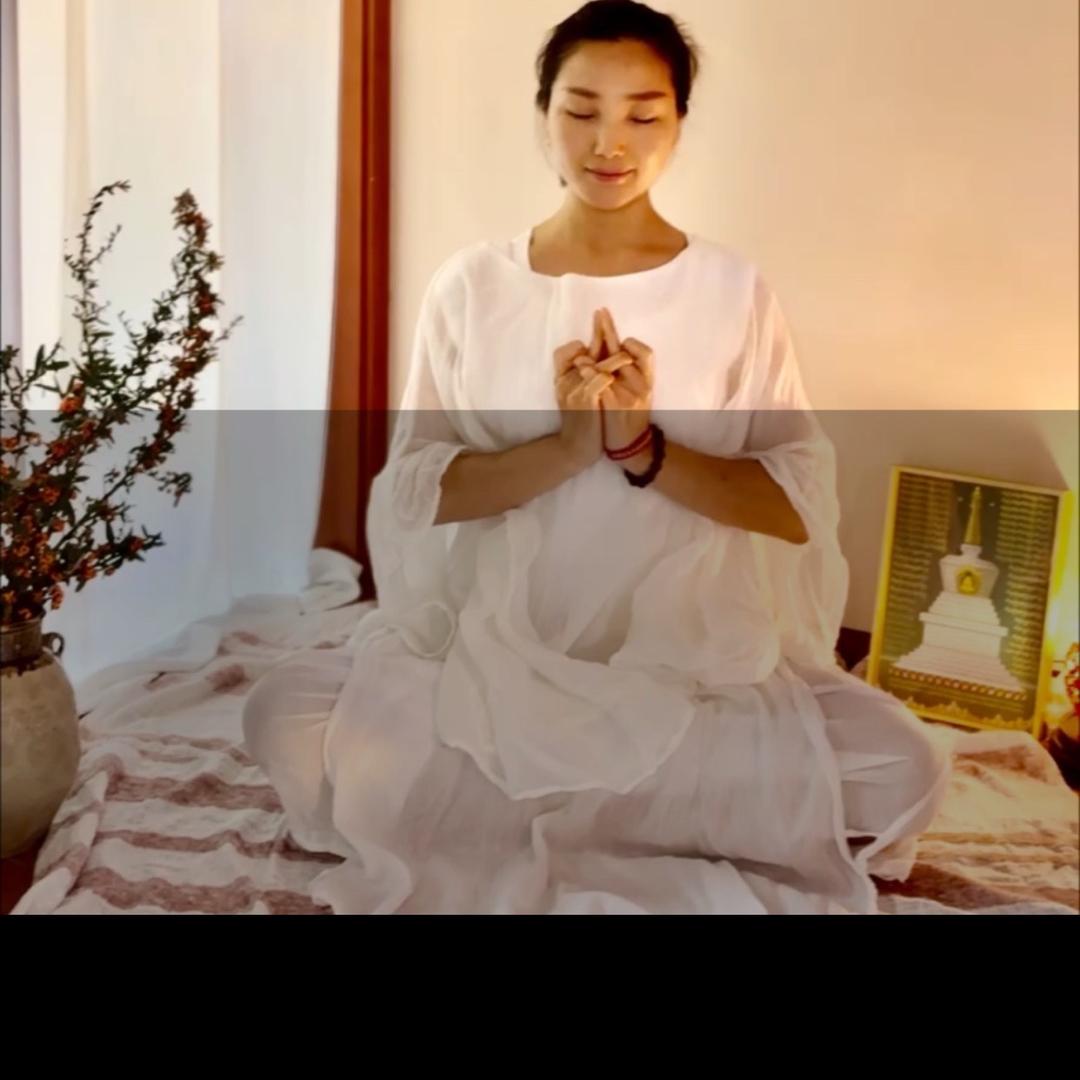 瑜伽冥想者【喻妍】