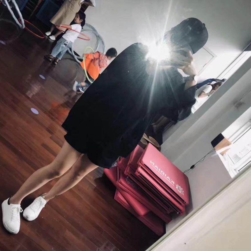 我会倒立，你会吗