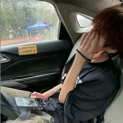 睡不醒.
