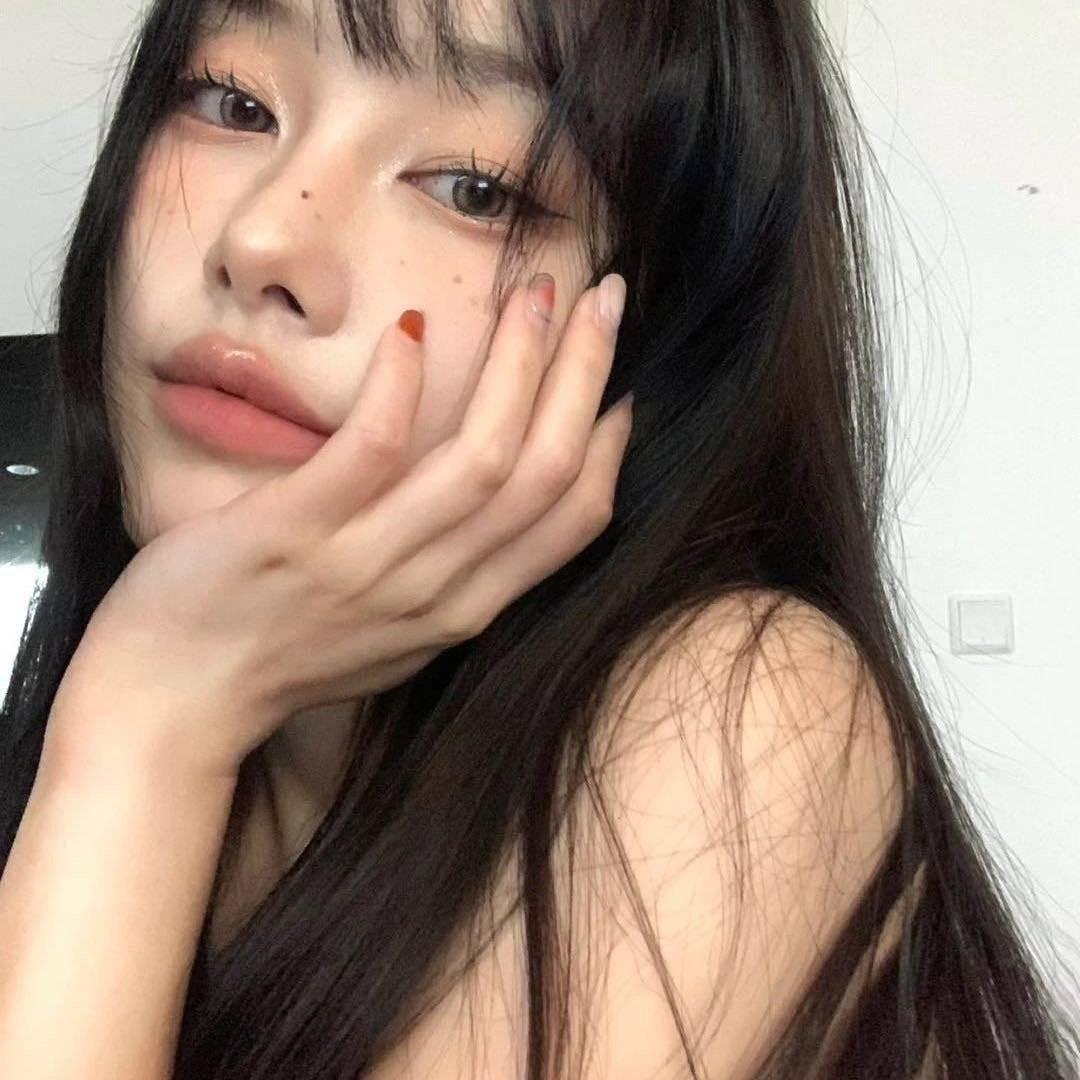 Anya.