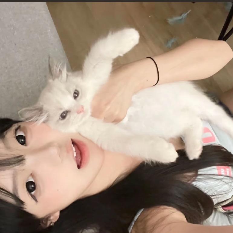 带点社会的甜妹