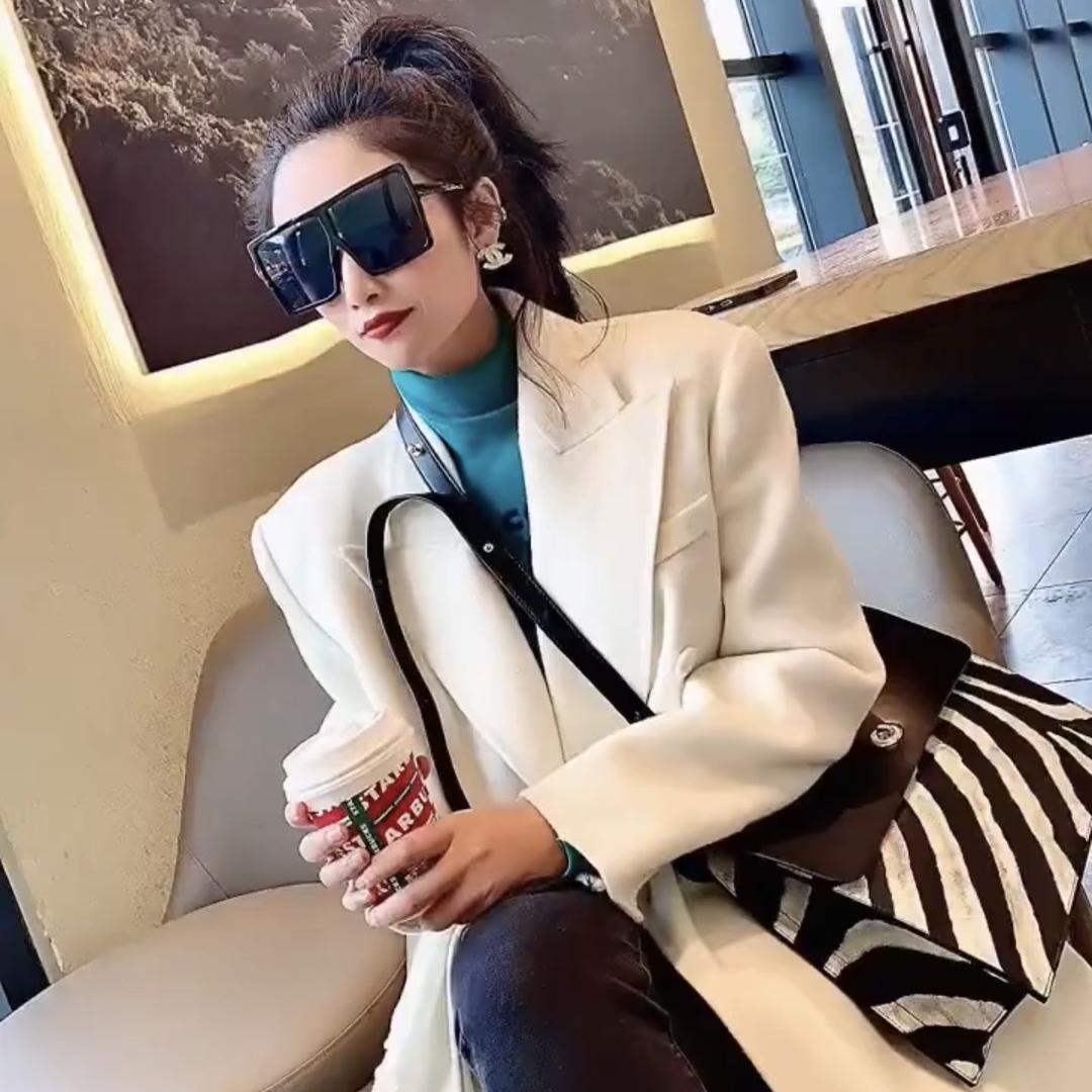 都江堰米兰服装