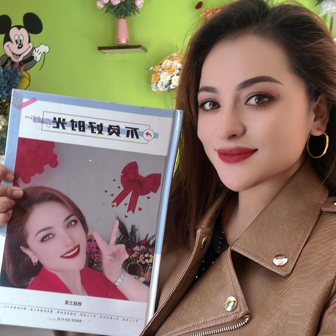 DIL LARZI 花艺