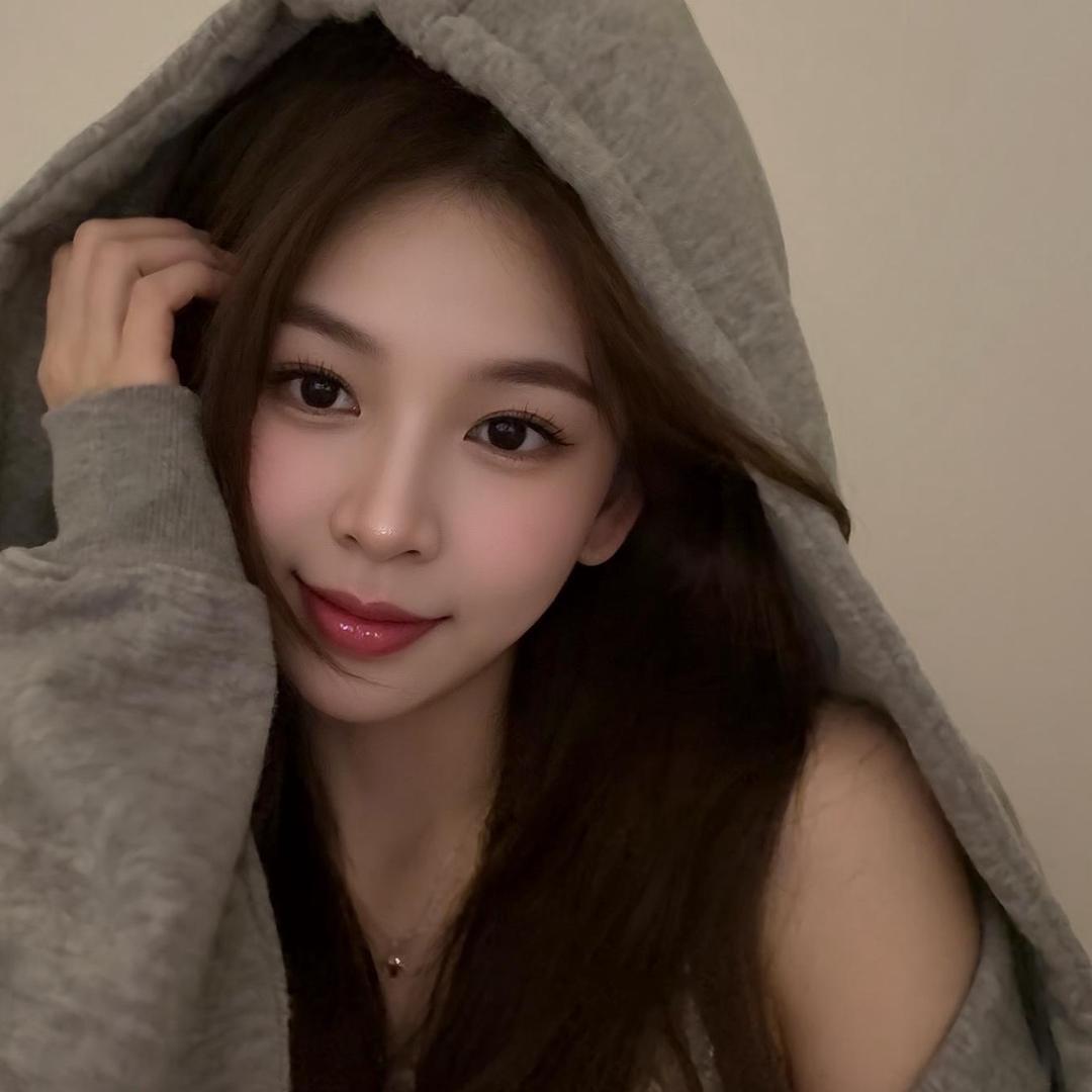 小Y