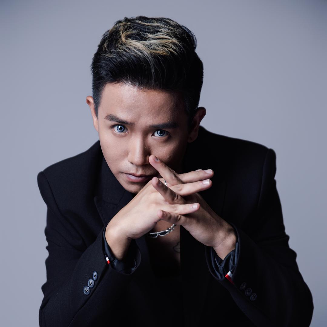 十一小飞哥 681团队(府尘传媒)官方号