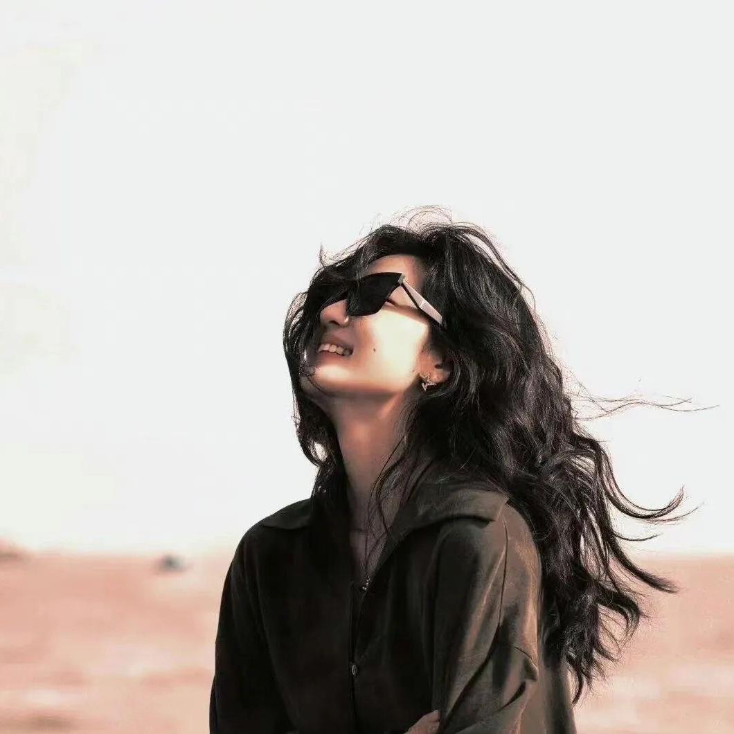 终归浪漫主义的花朵不能开在现实的土壤里