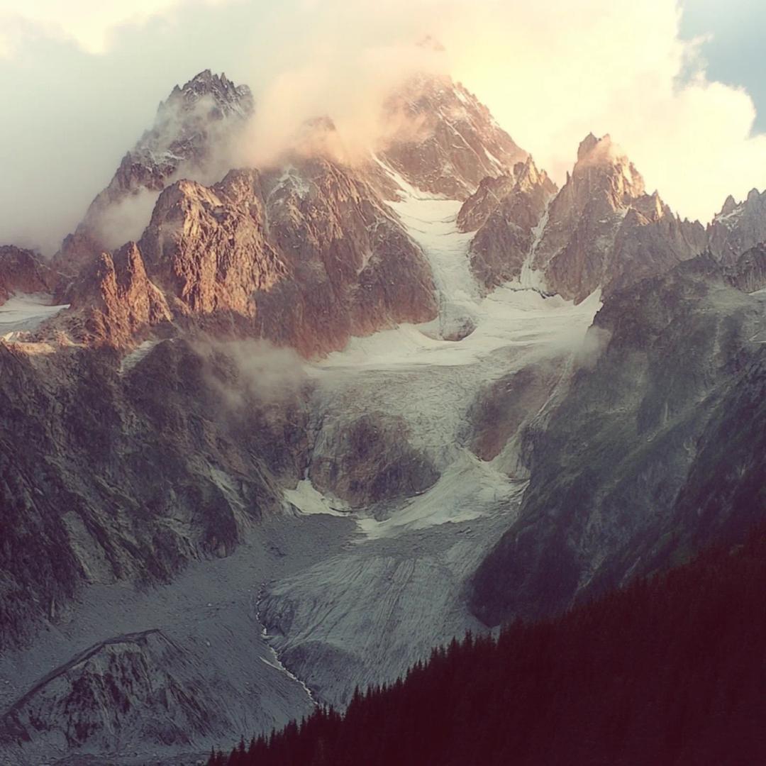 ⛰️成为孟德⛰️