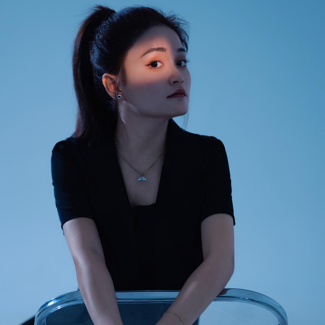 陆川伙计女发型师  小茴