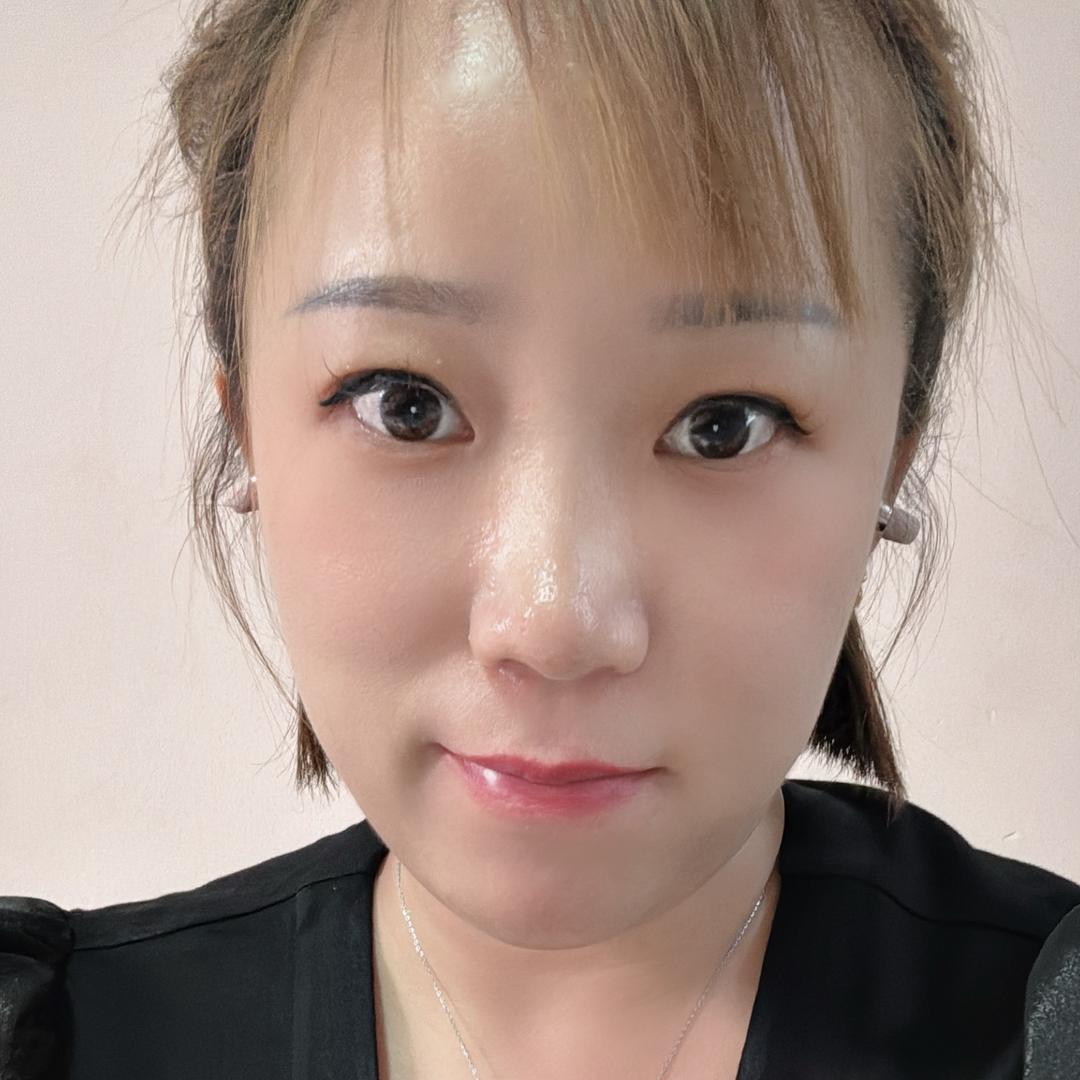 曈曈爱生活🥳