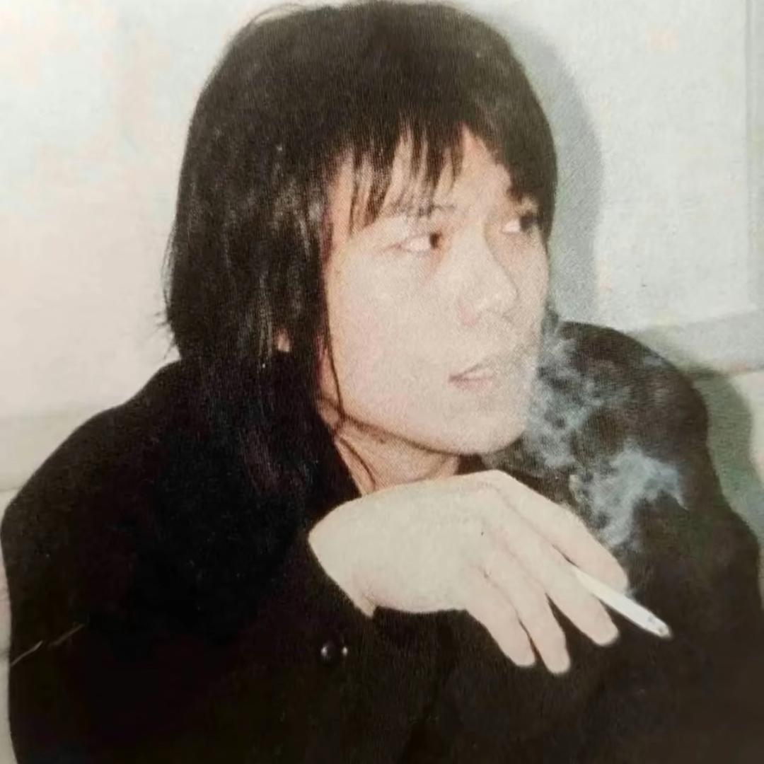 任平生.