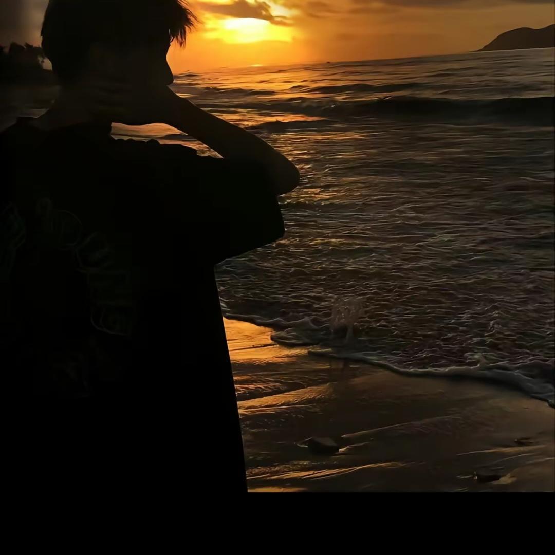 ☁️.