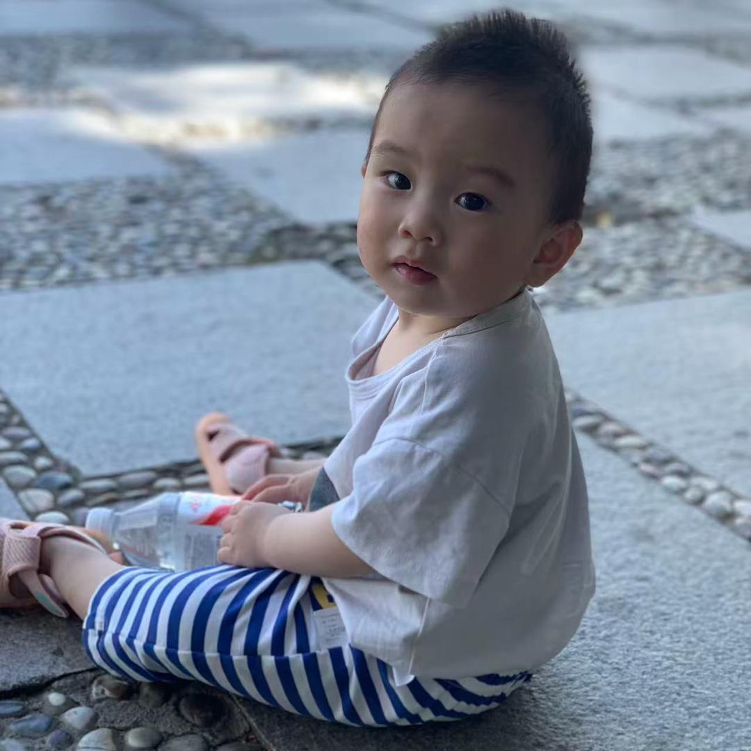 悠瑜很可爱