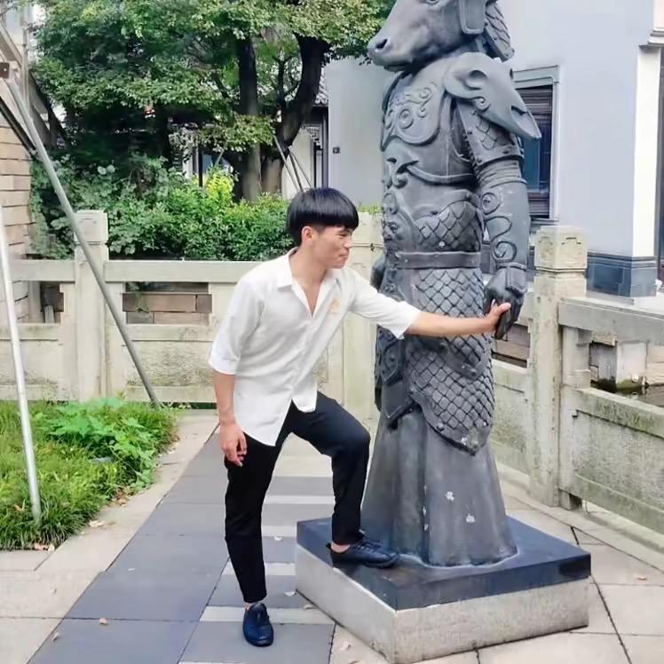 褚非是你