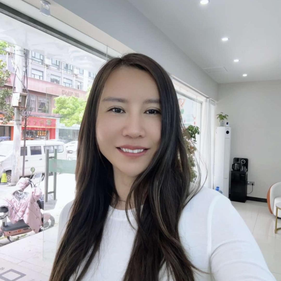 媛媛在新洲