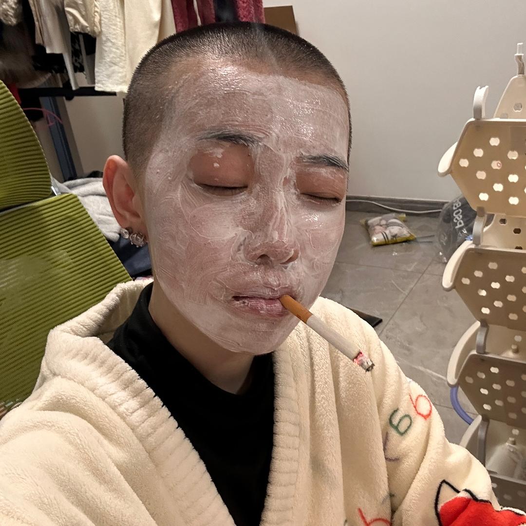 还是酸姐