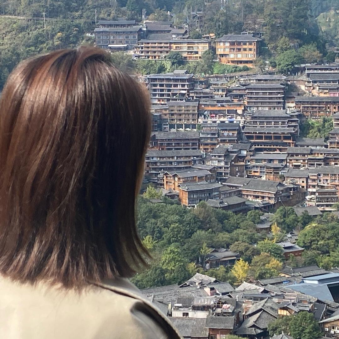 爱吃蘸水菜的安娜