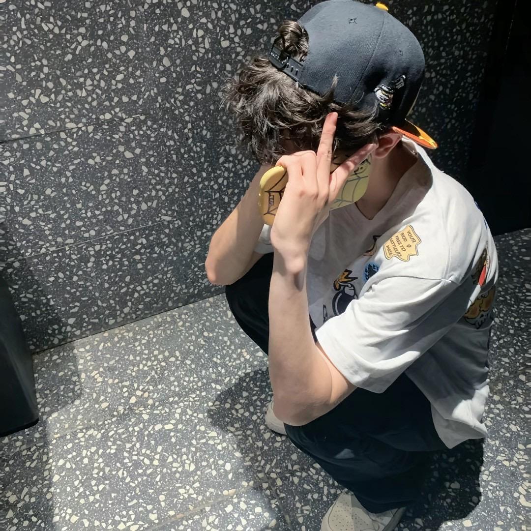 @_11.