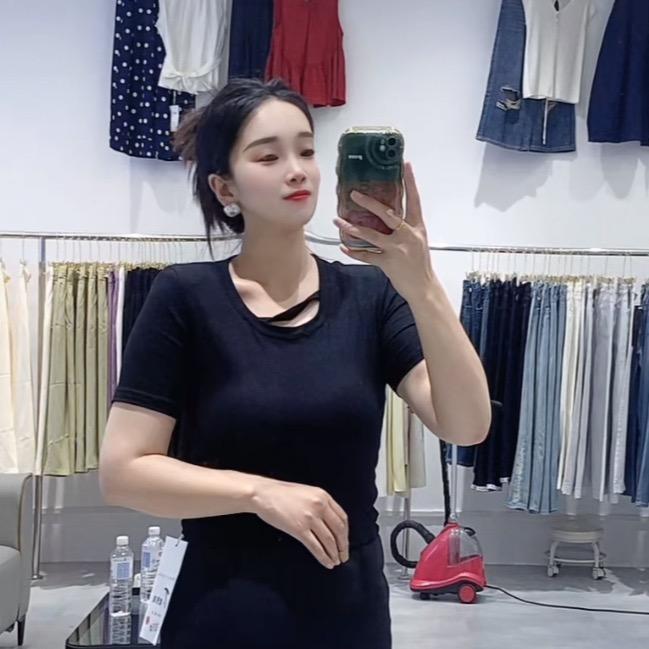 悠然女装🌺🌺