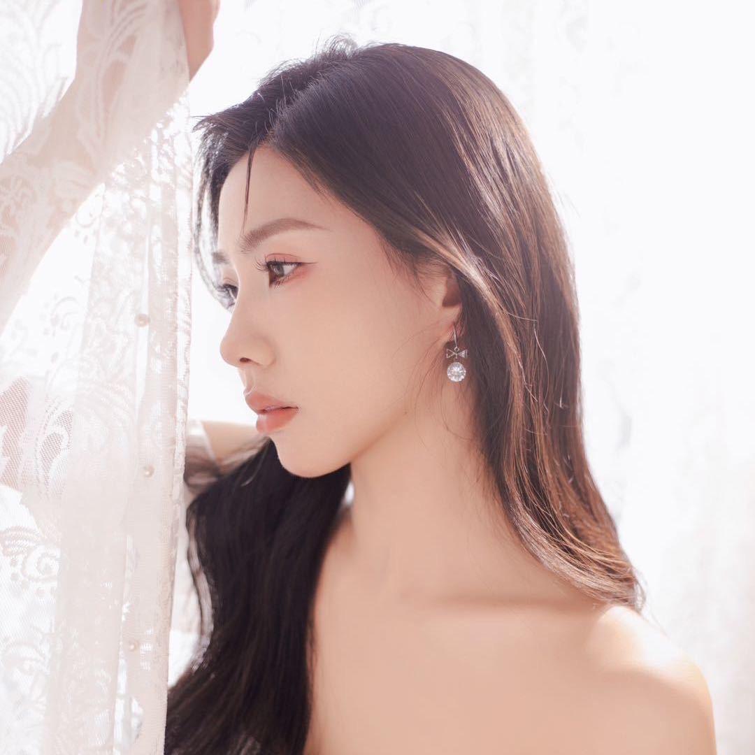 小七爱吃糖葫芦🍡