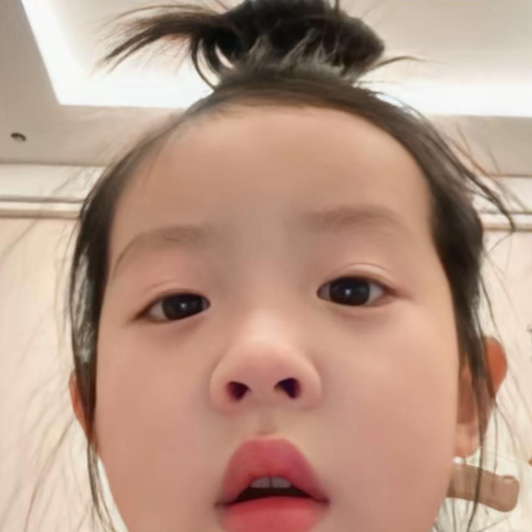 这片天灰什么呢