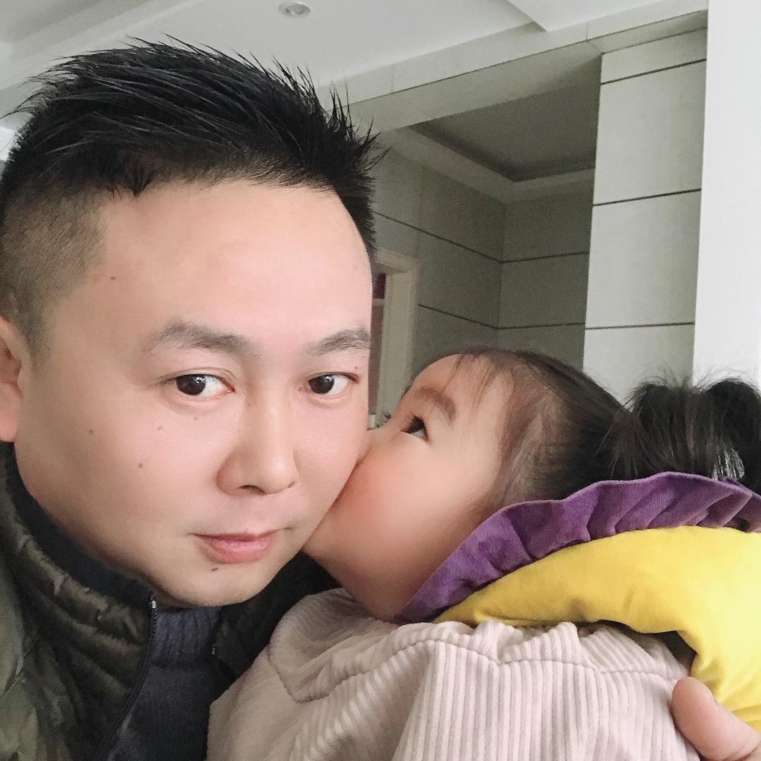 奥特曼他爸