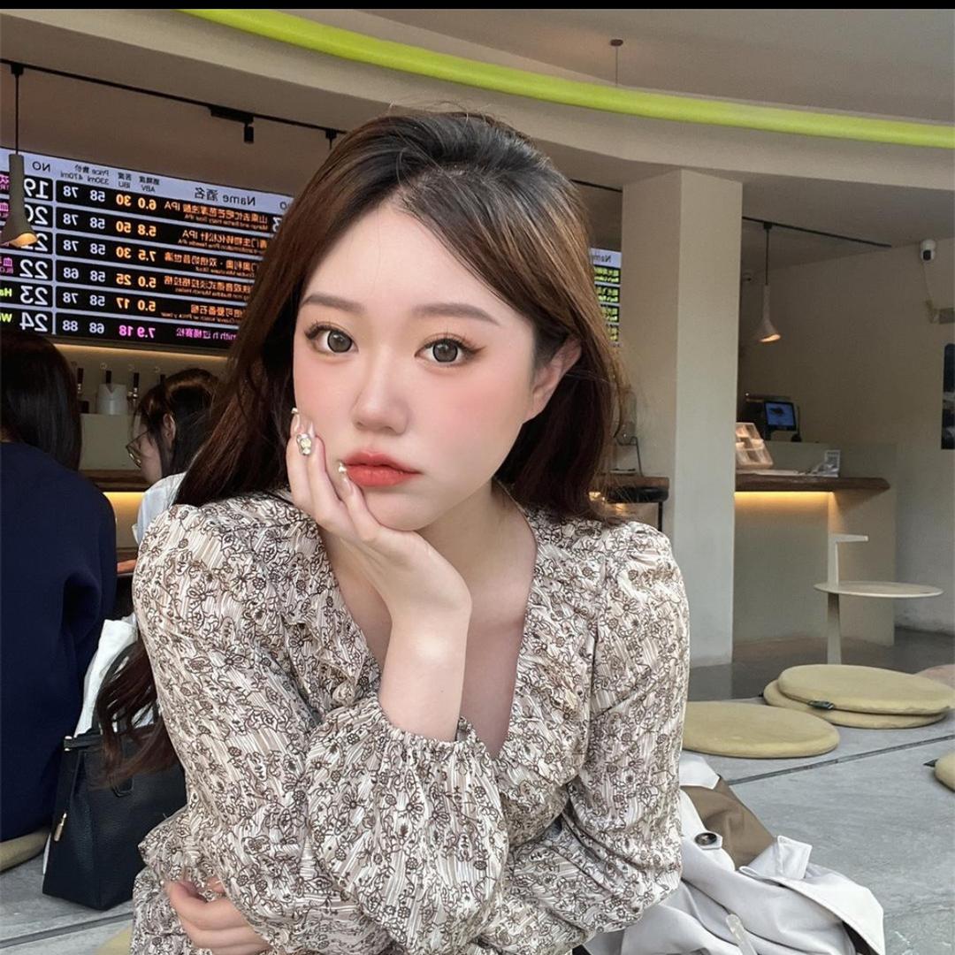 琪琪微微胖 · OOTD