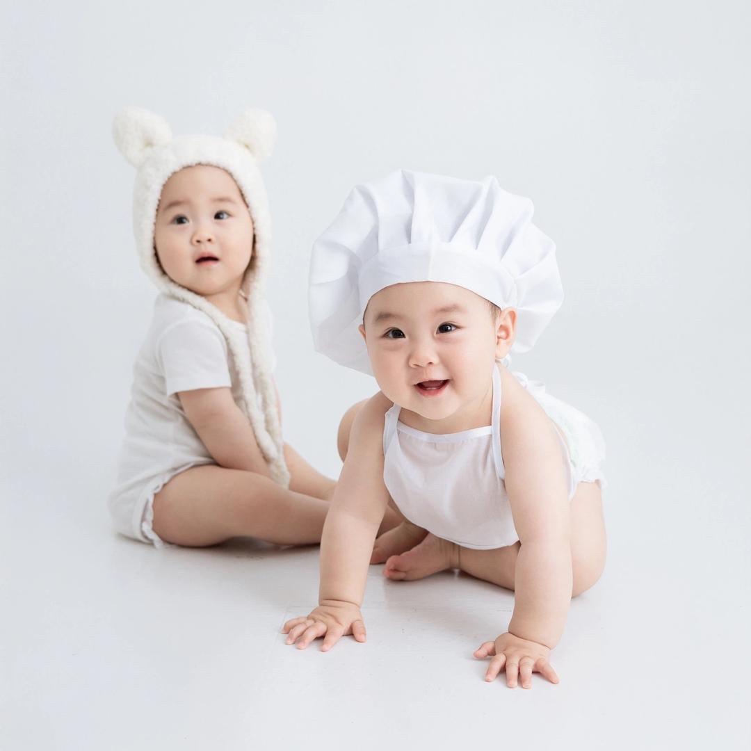 蔡嗯嗯（双胎三娃）哺乳期