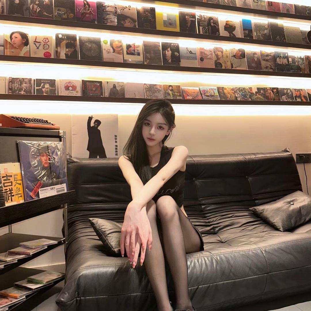 、小忆（可私聊）