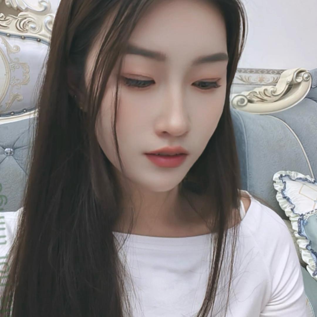 小娄洗衣液+美易需砖石霜