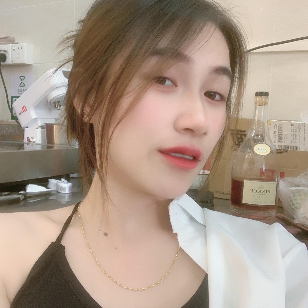 请叫我猪扒妺😂