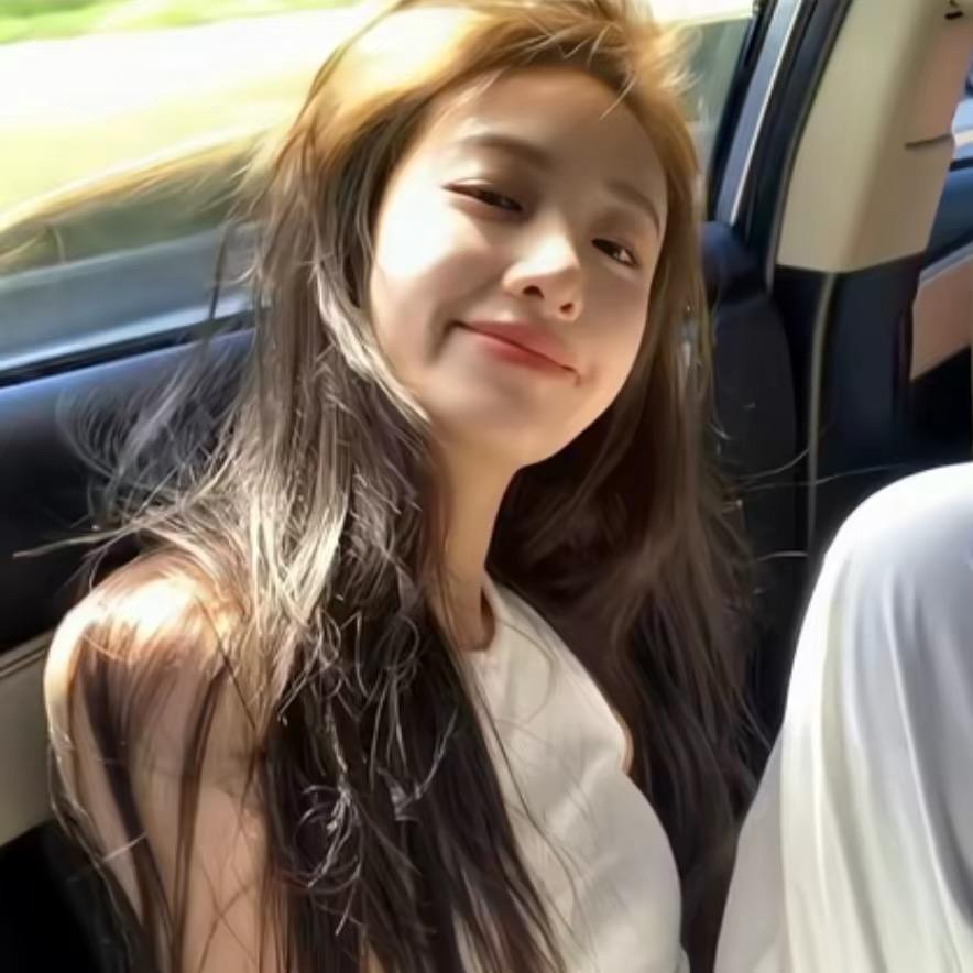 Naㅅaᥫᩣ  ꒰ა娜 ໒