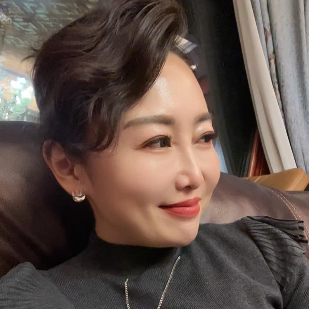 苗姐～姿桐甄选