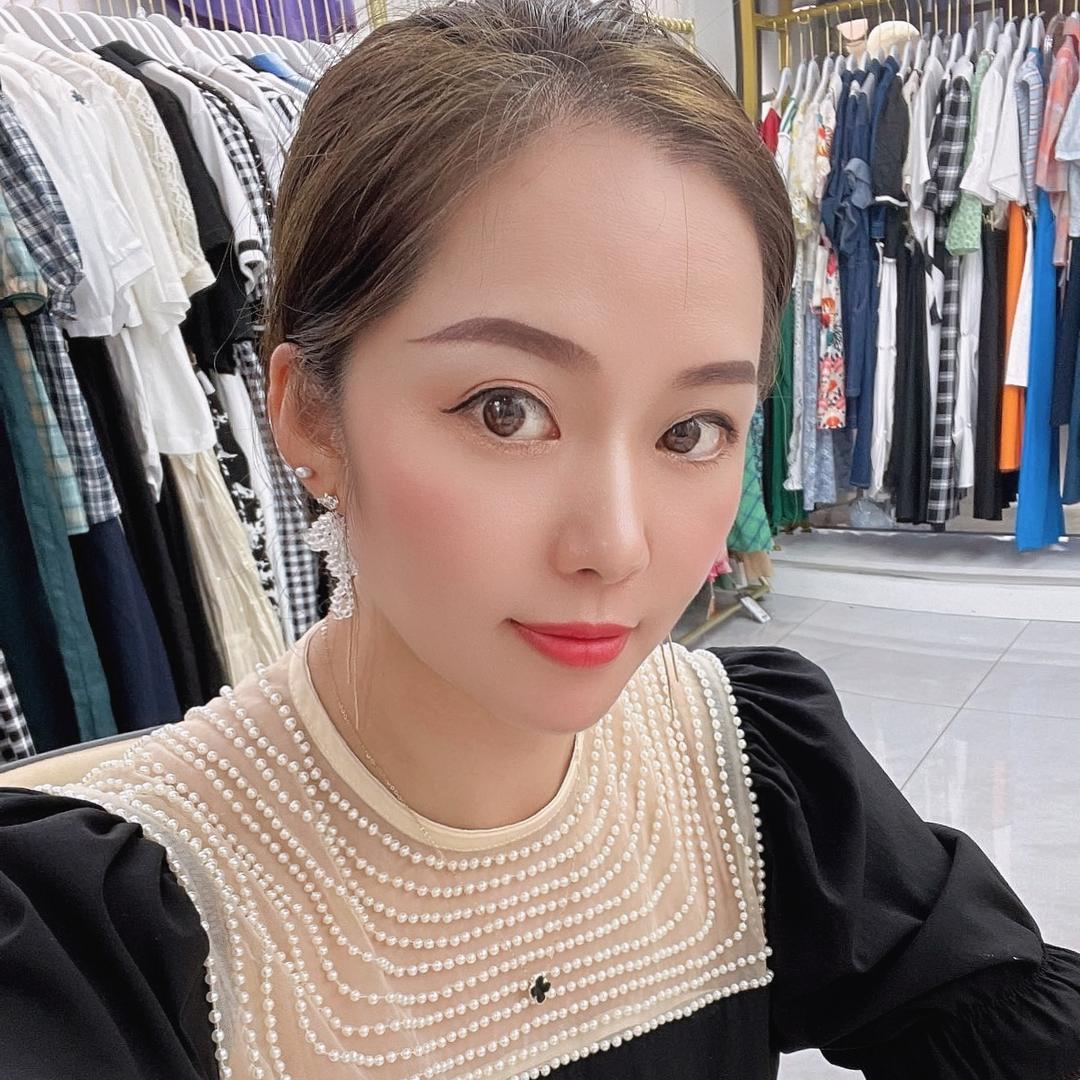 珍妮服装店