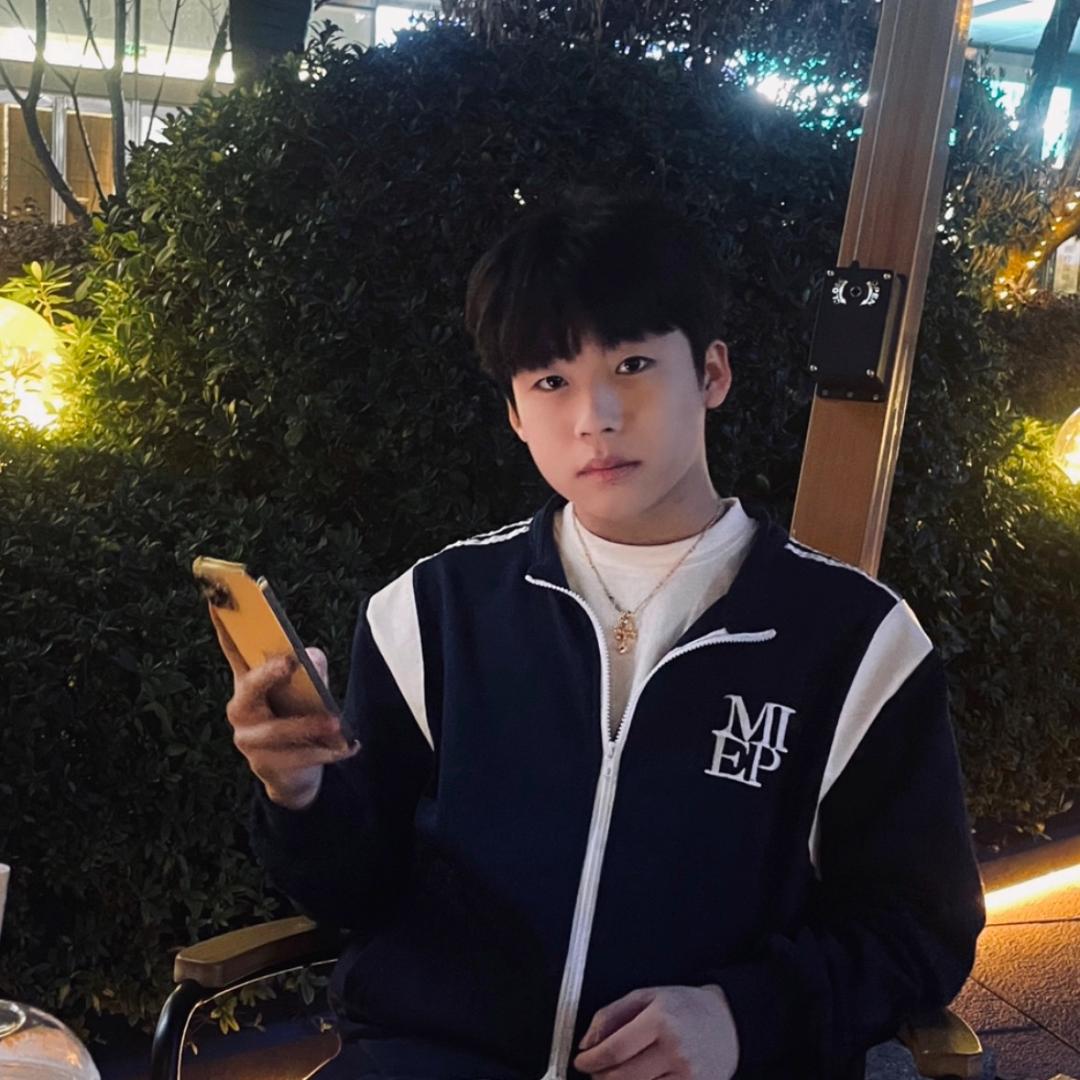何灿BCK7