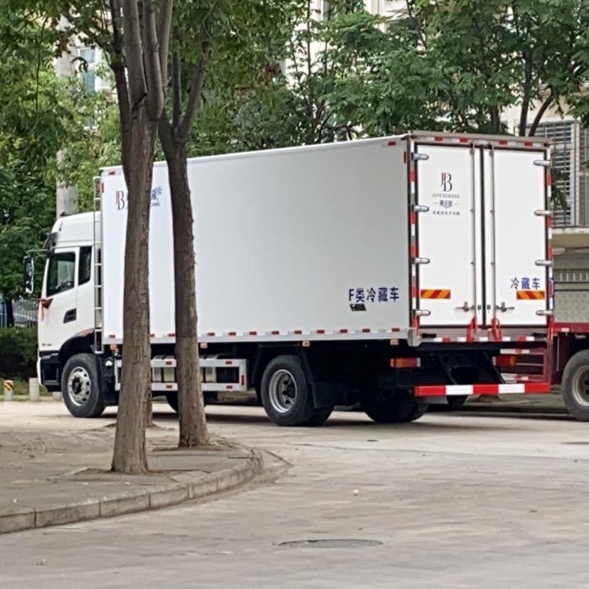 汉江边 & 萝卜车🚛