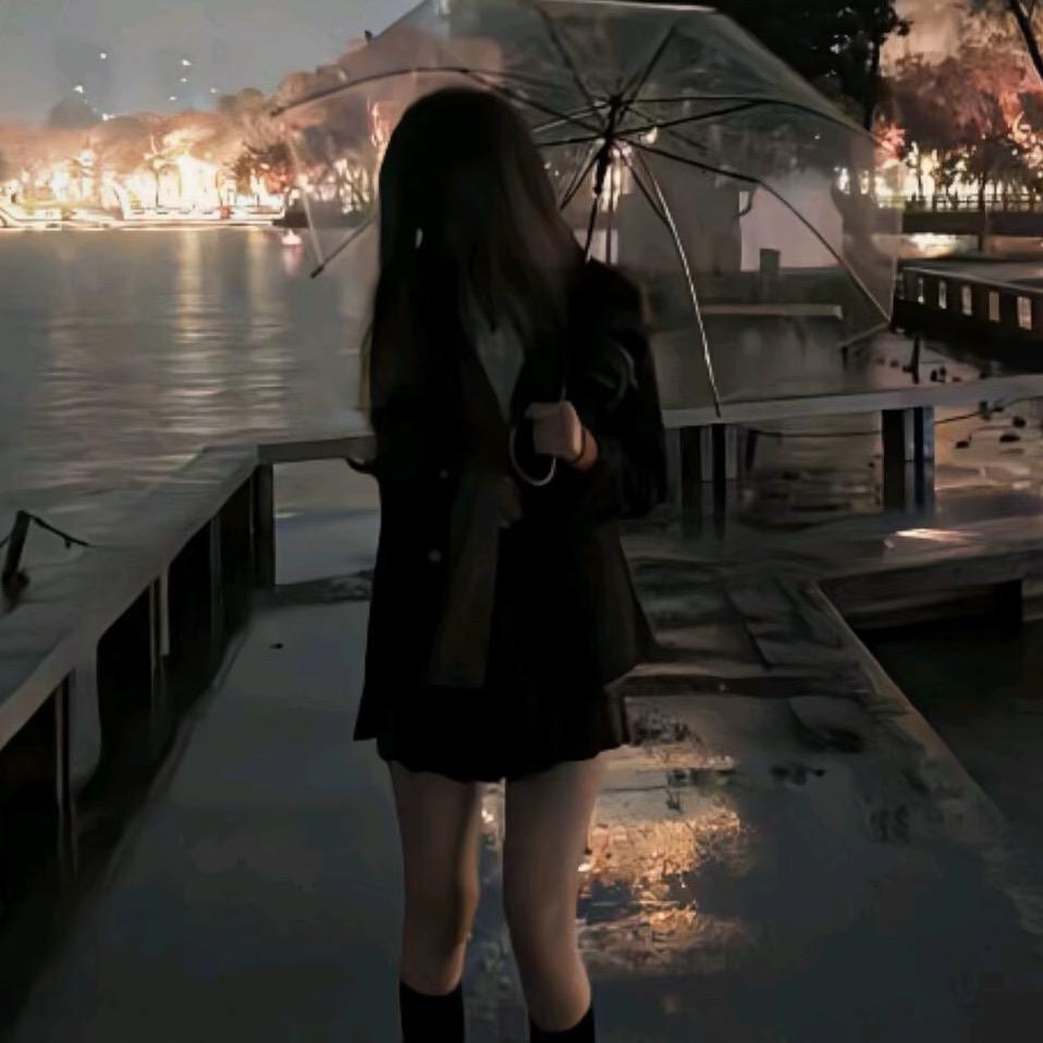珈洛.