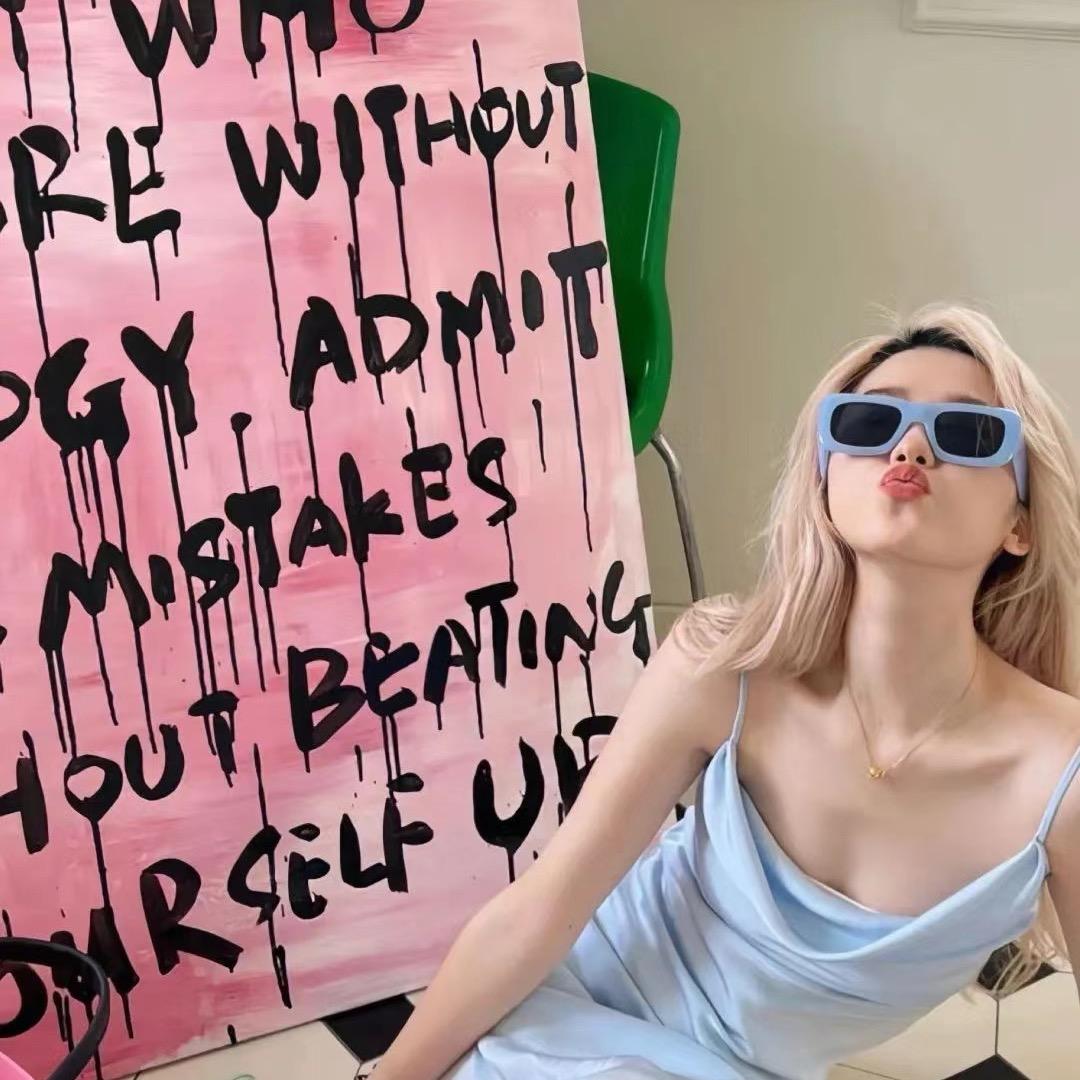 朵拉美甲原创工作室（晶晶）