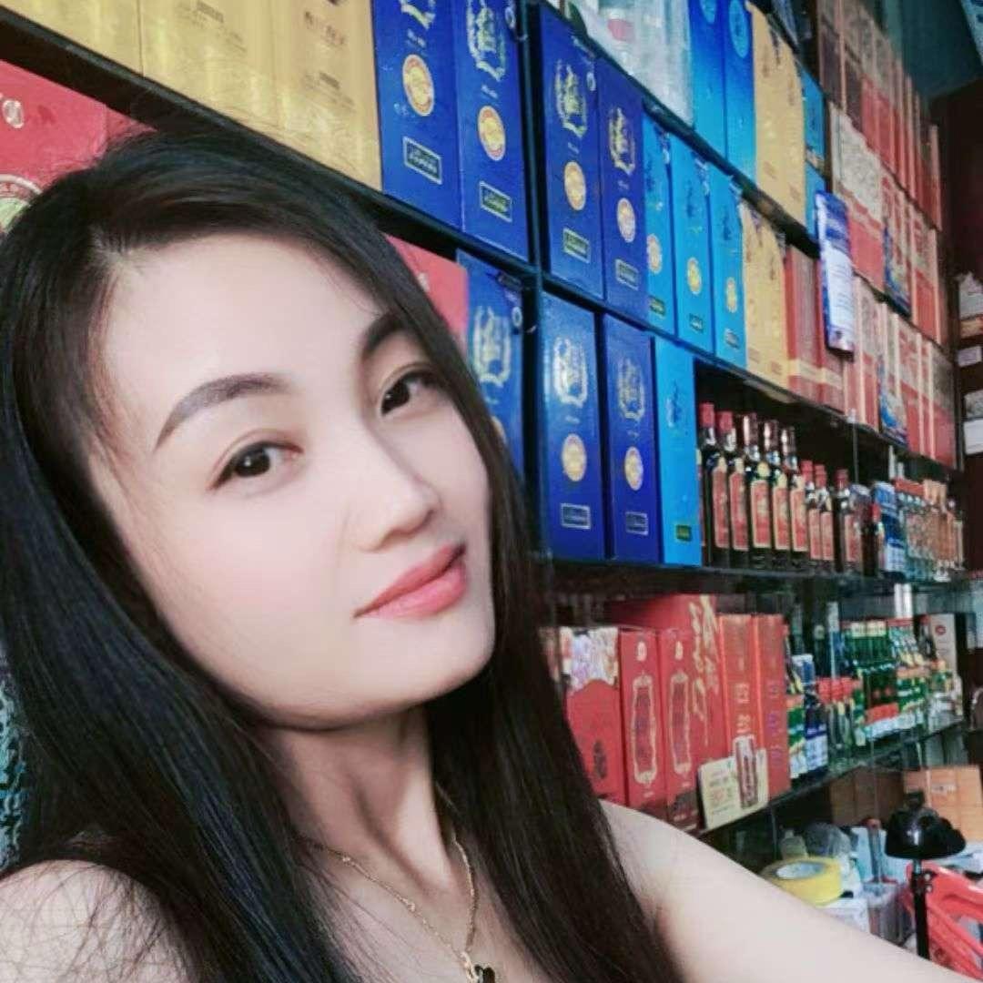 百盛小李