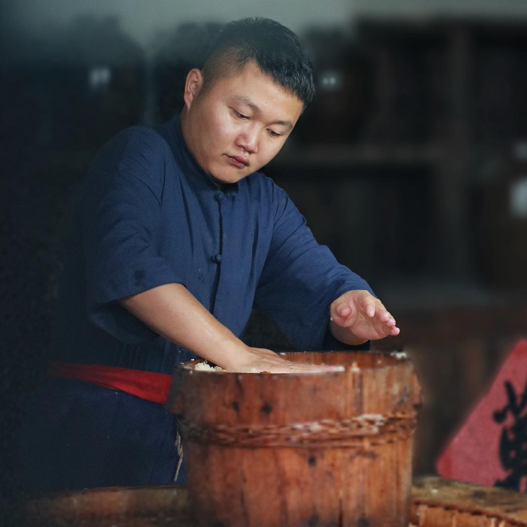万米酒业