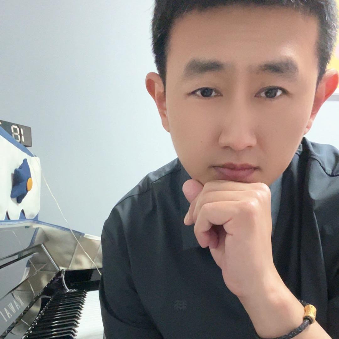 小崔“弹”房