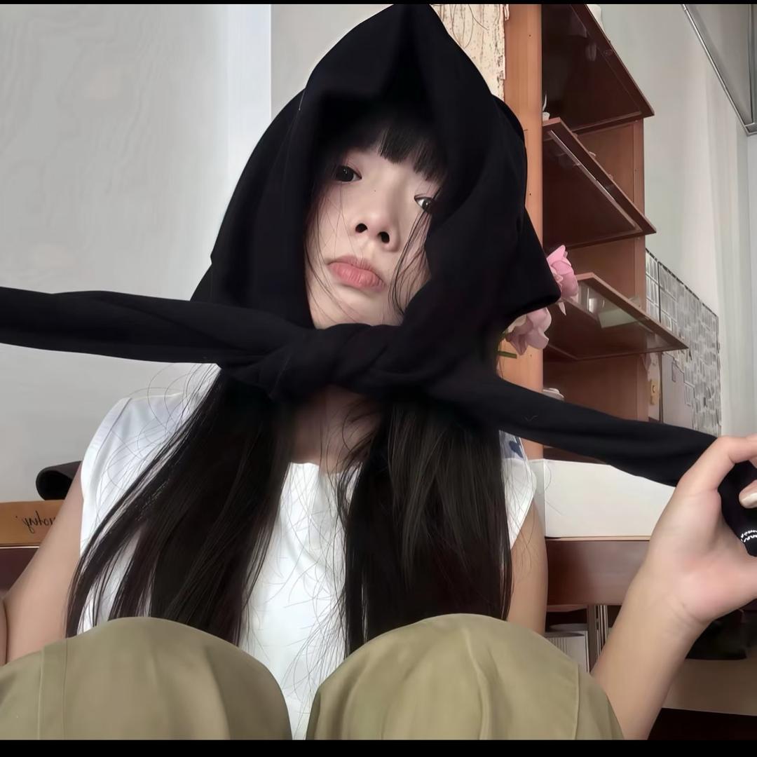 媛.