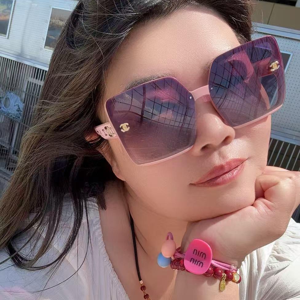 💖ꕥ᭄开网约车💖的小姐姐₁₁ᩚ