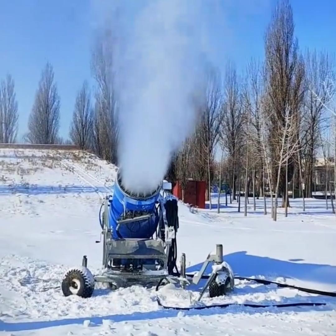 四季造雪机冰雪乐园游乐设备