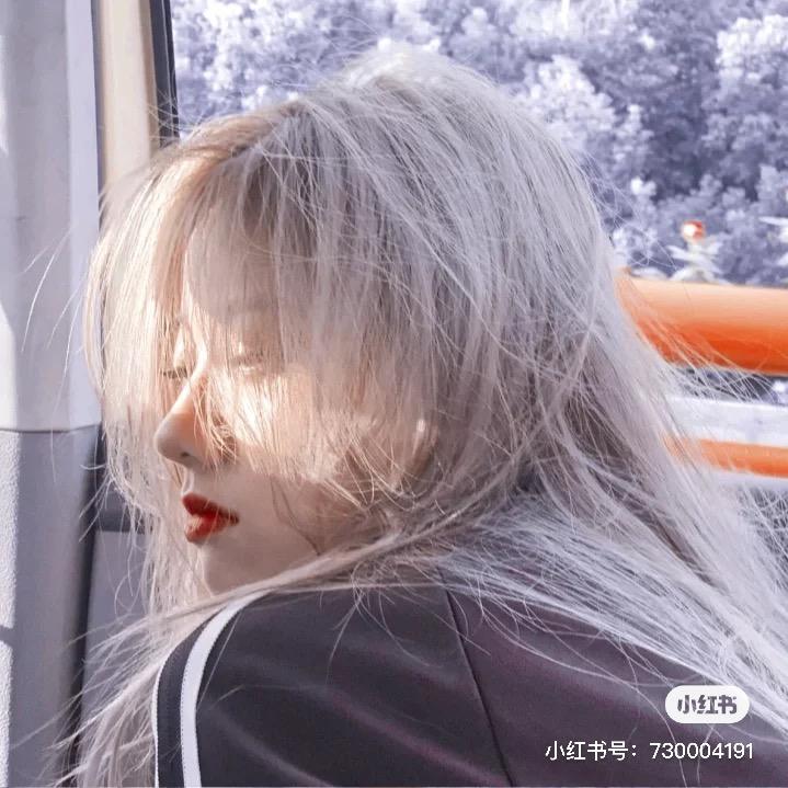 当然是小小呀