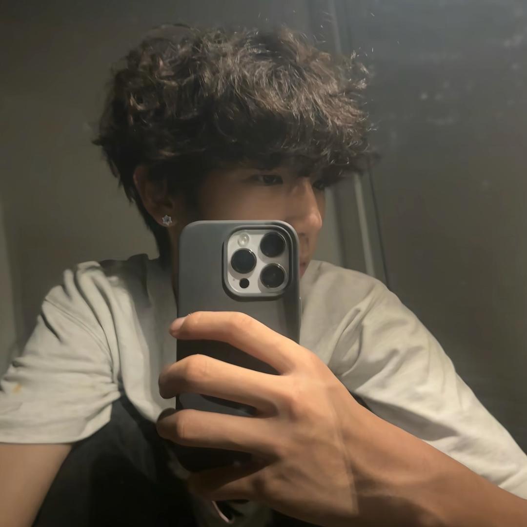 悲伤小丑鱼